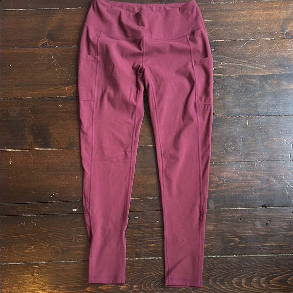 Maroon Along Fit High-Waist Leggings w/ Pockets